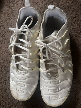 Men’s White Athletic Sneakers - Clean Everyday Trainer